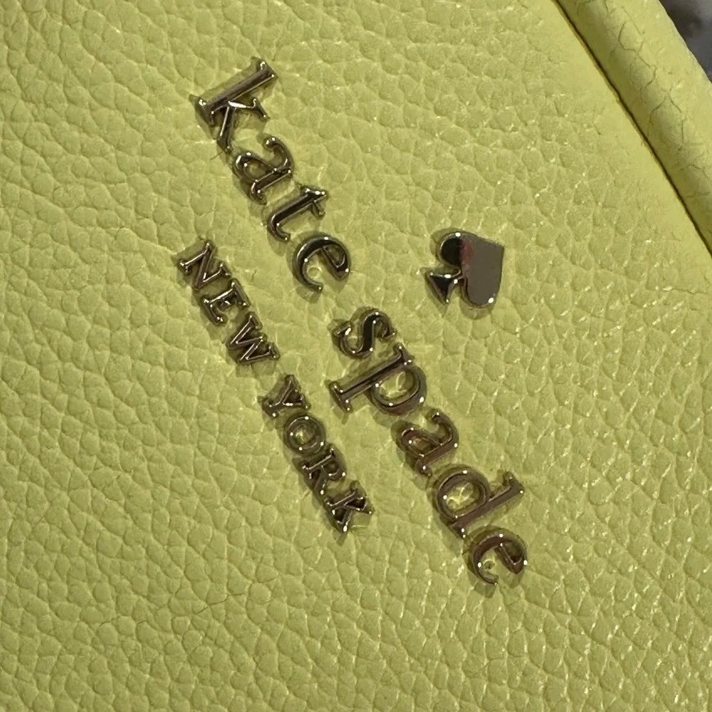 Kate Spade Rosie North South Zip Phone Crossbody  (Melon Rind/Neon Yellow) NWOT - Picture 7 of 7